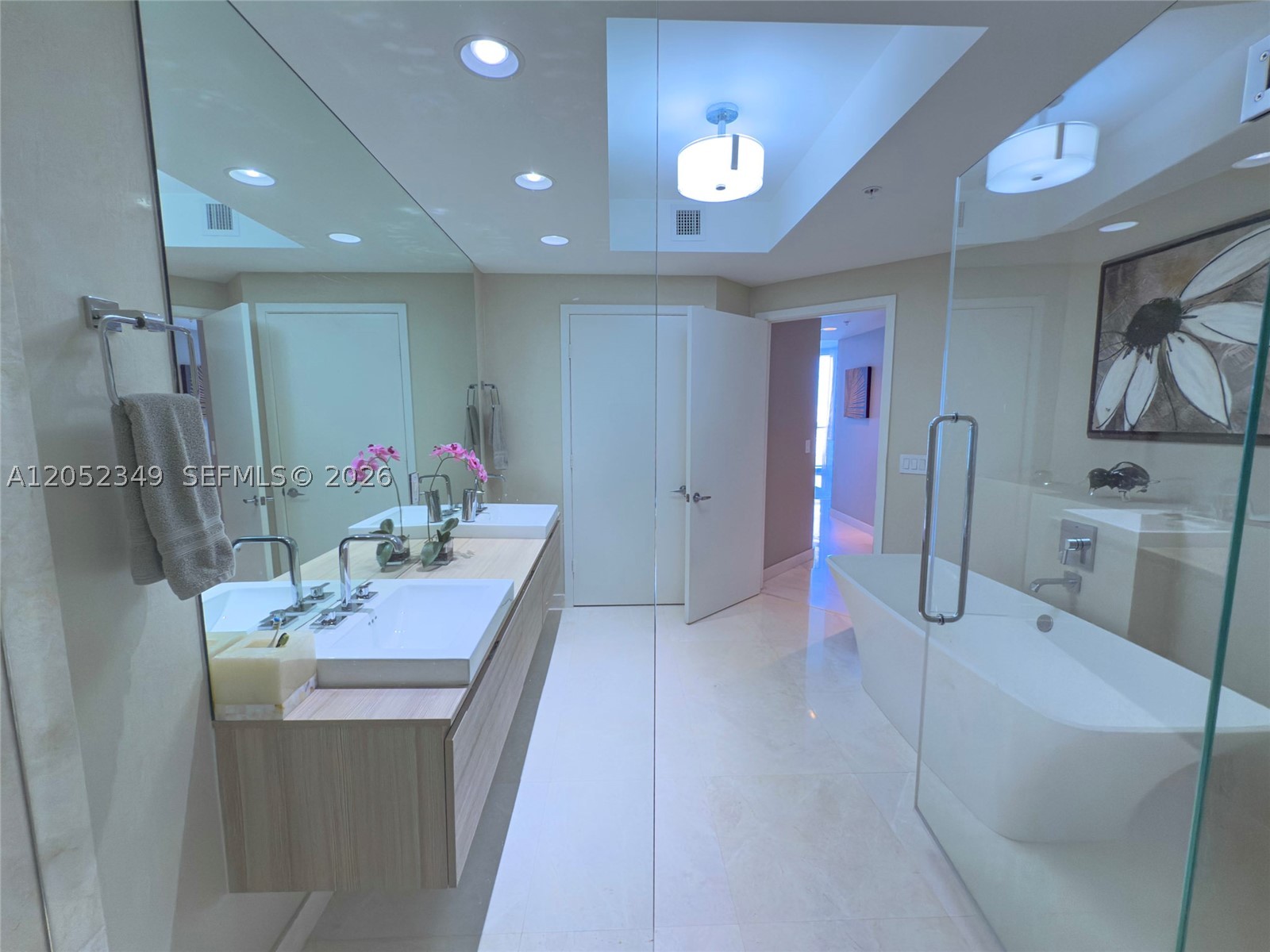 MARINA PALMS RESIDENCES S - Residential Lease