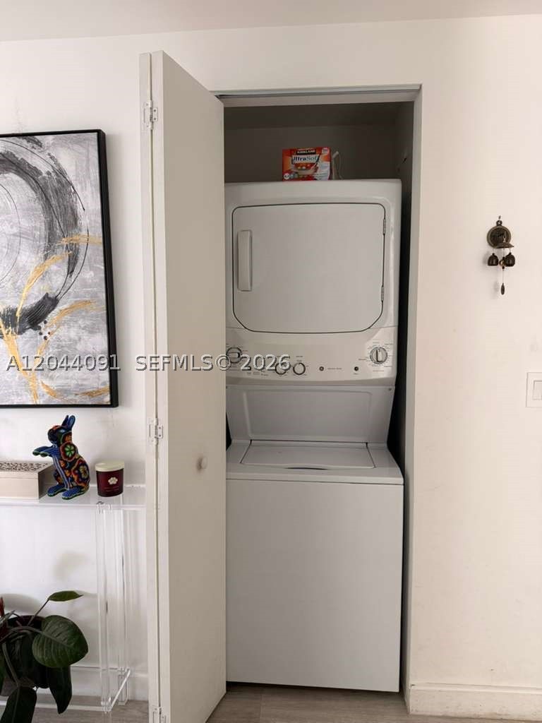 BRICKELL HEIGHTS WEST CON - Residential