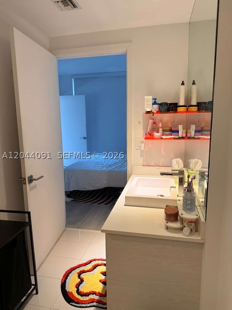 BRICKELL HEIGHTS WEST CON - Residential
