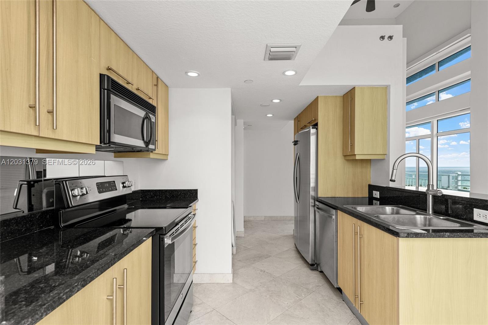 OCEANBLUE CONDO OF MIAMI - Residential
