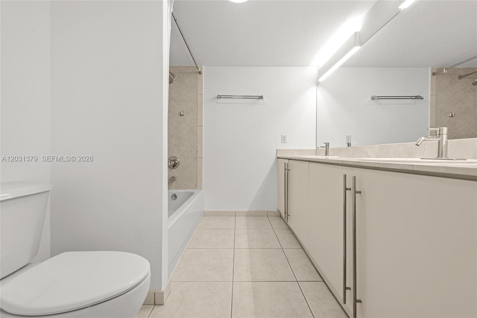 OCEANBLUE CONDO OF MIAMI - Residential