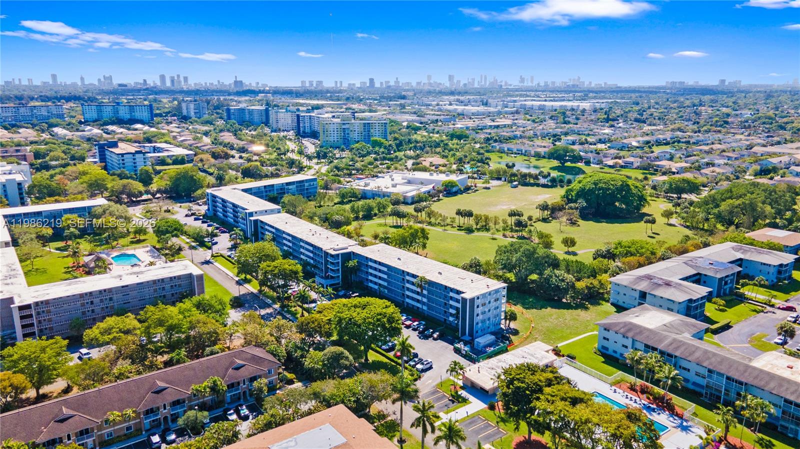 HILLCREST COUNTRY CLUB - Residential