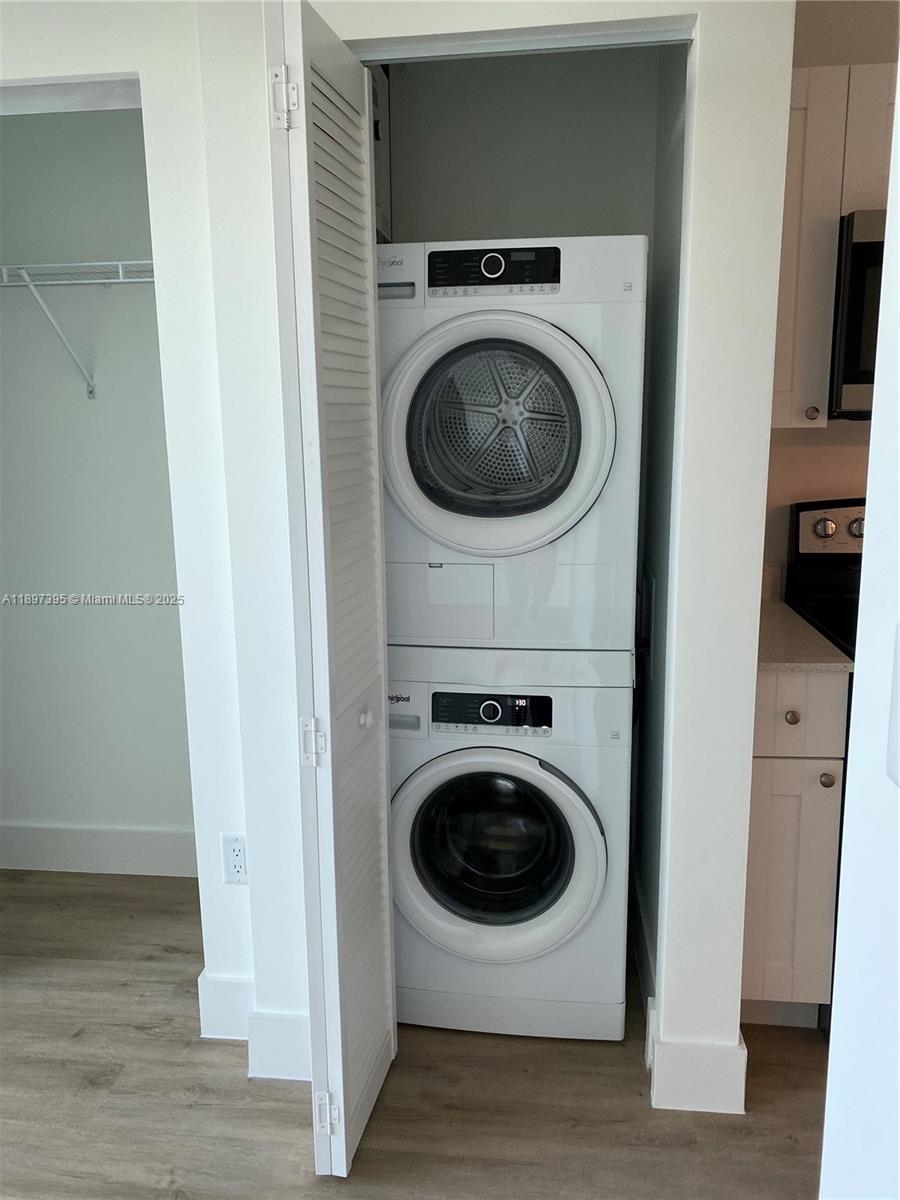 MAIN STREET LOFTS CONDO - Residential