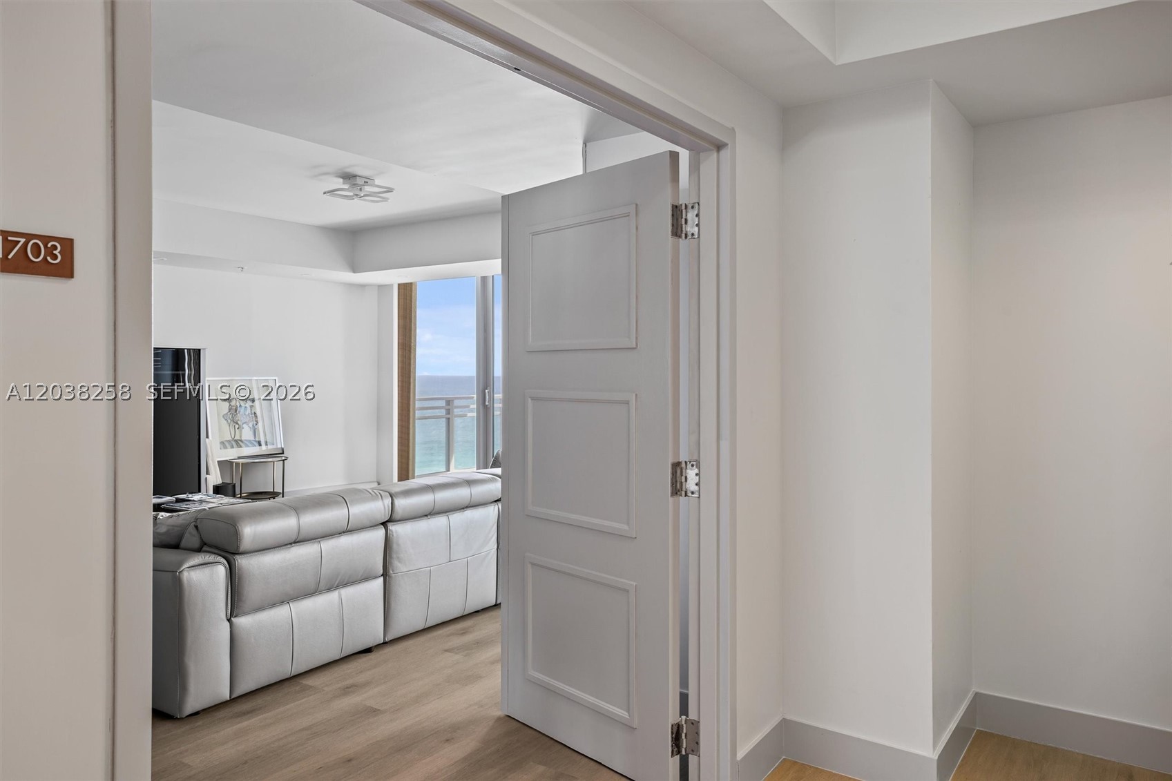 DIPLOMAT OCEANFRONT RESID - Residential
