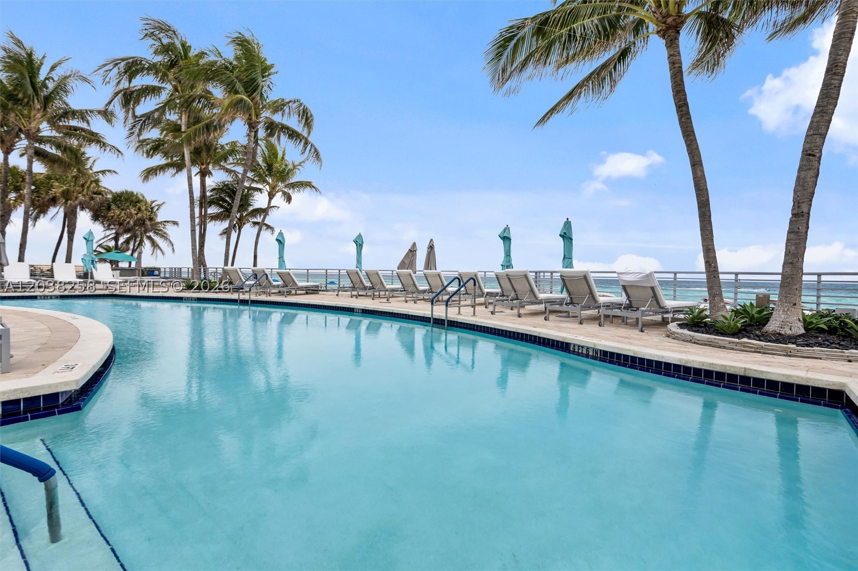 DIPLOMAT OCEANFRONT RESID - Residential