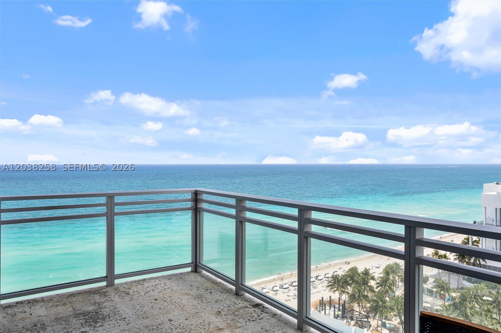 DIPLOMAT OCEANFRONT RESID - Residential
