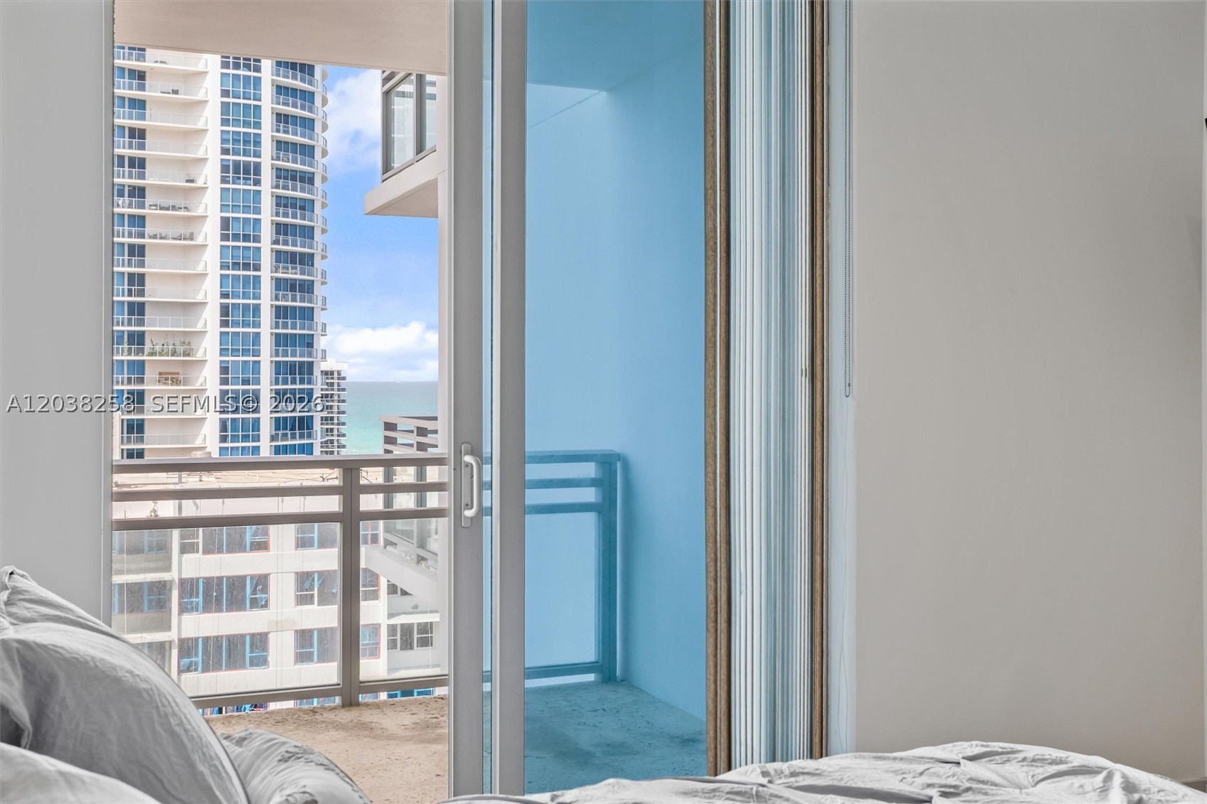 DIPLOMAT OCEANFRONT RESID - Residential