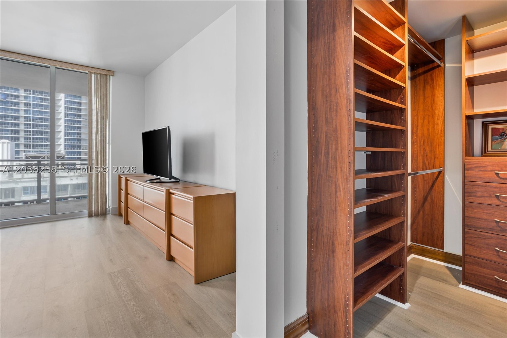 DIPLOMAT OCEANFRONT RESID - Residential