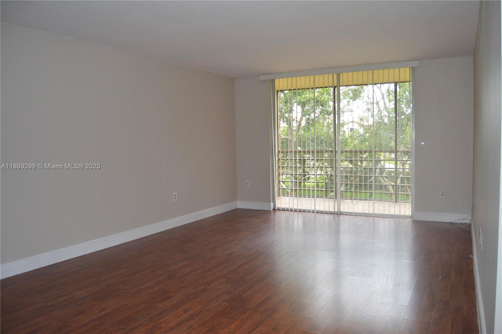 FOXCROFT APTS INC CONDO - Residential