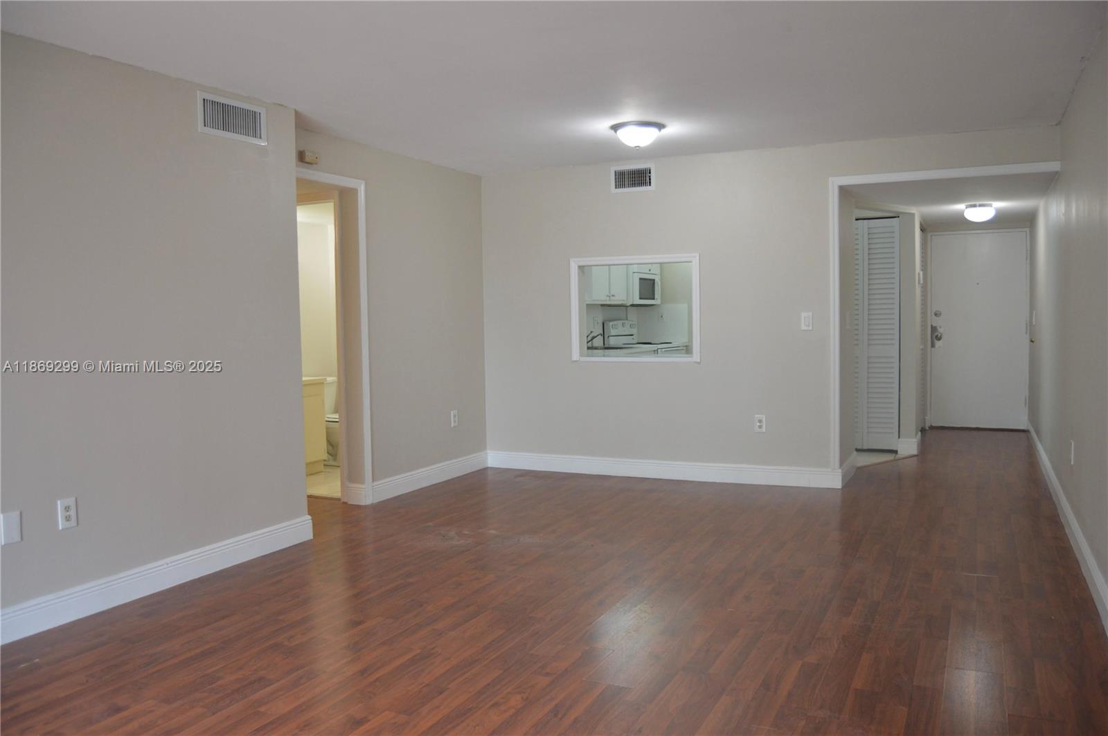 FOXCROFT APTS INC CONDO - Residential