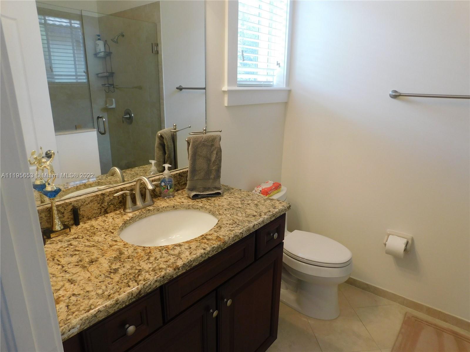 LIBRARY COMMONS - Residential Lease