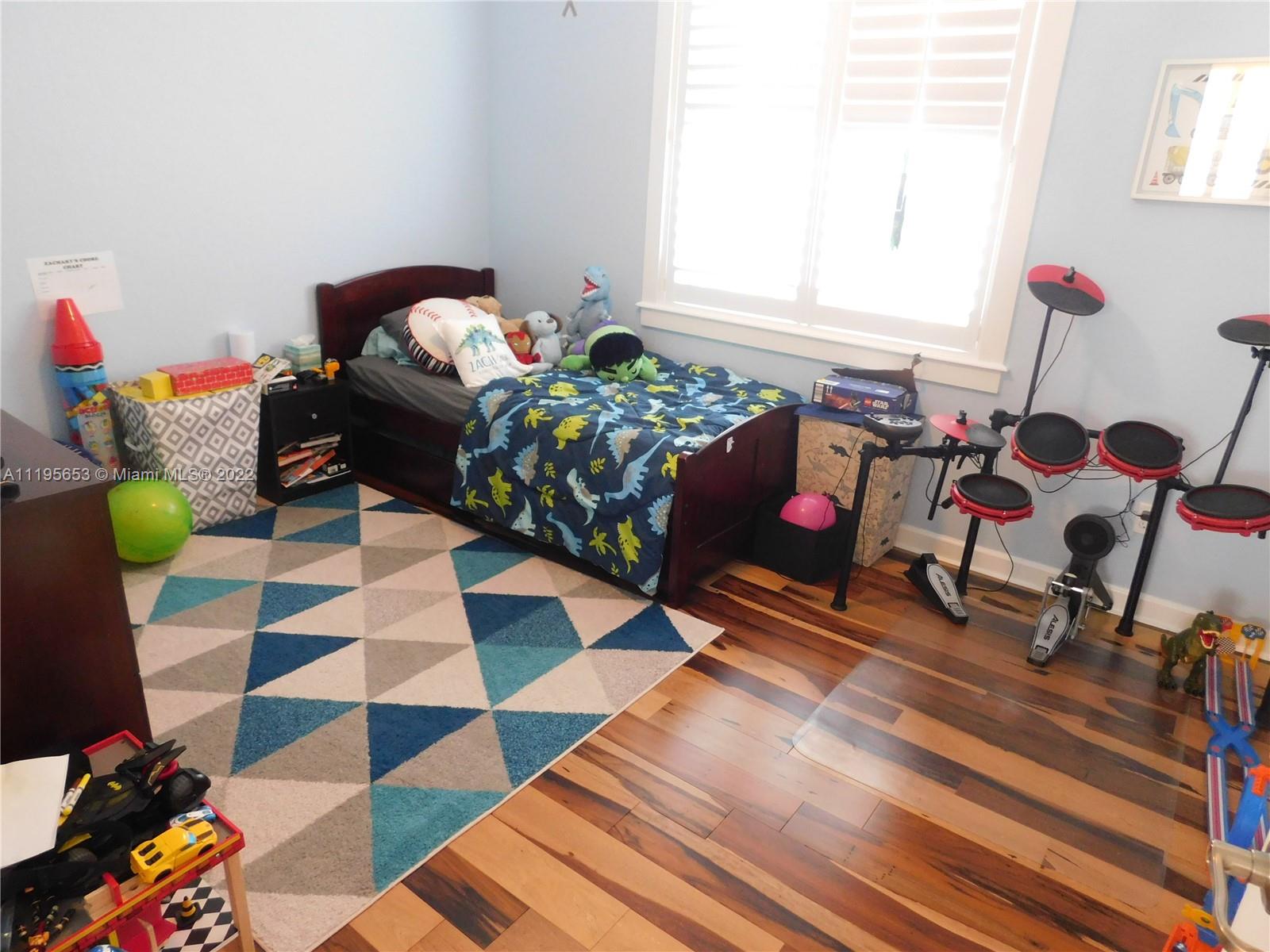 LIBRARY COMMONS - Residential Lease
