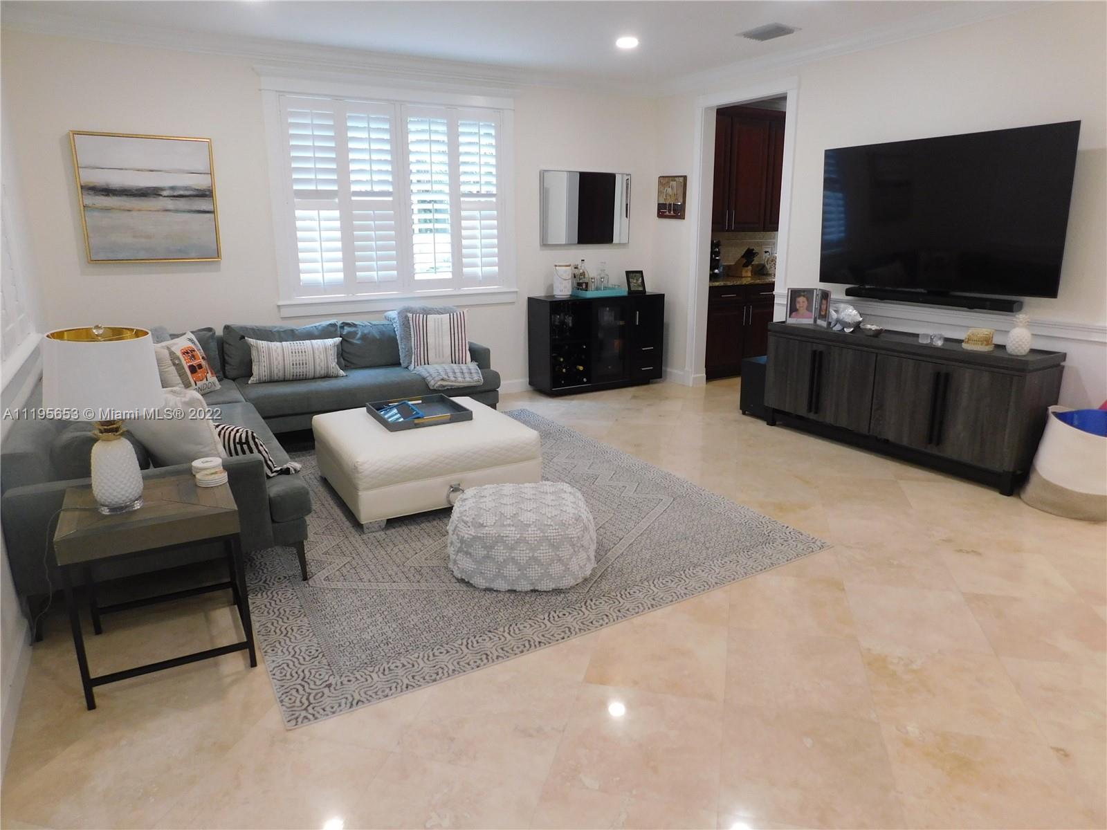 LIBRARY COMMONS - Residential Lease