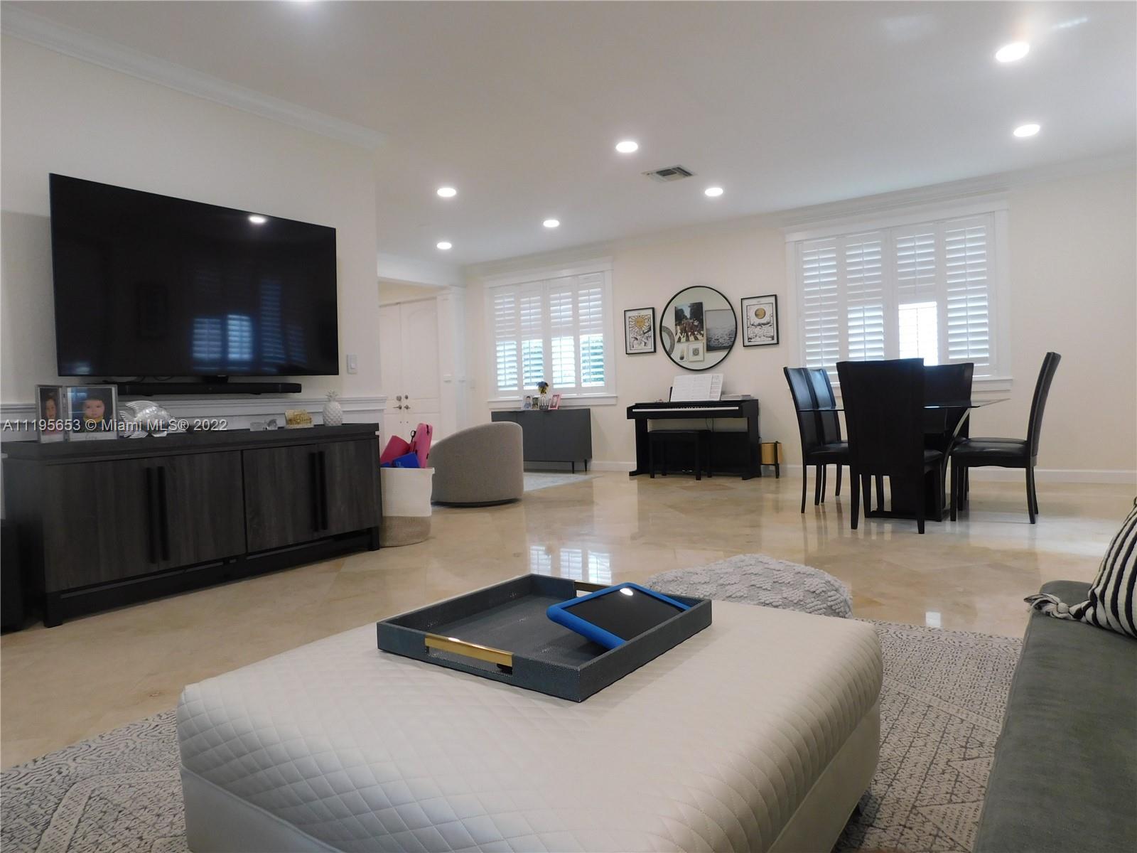 LIBRARY COMMONS - Residential Lease