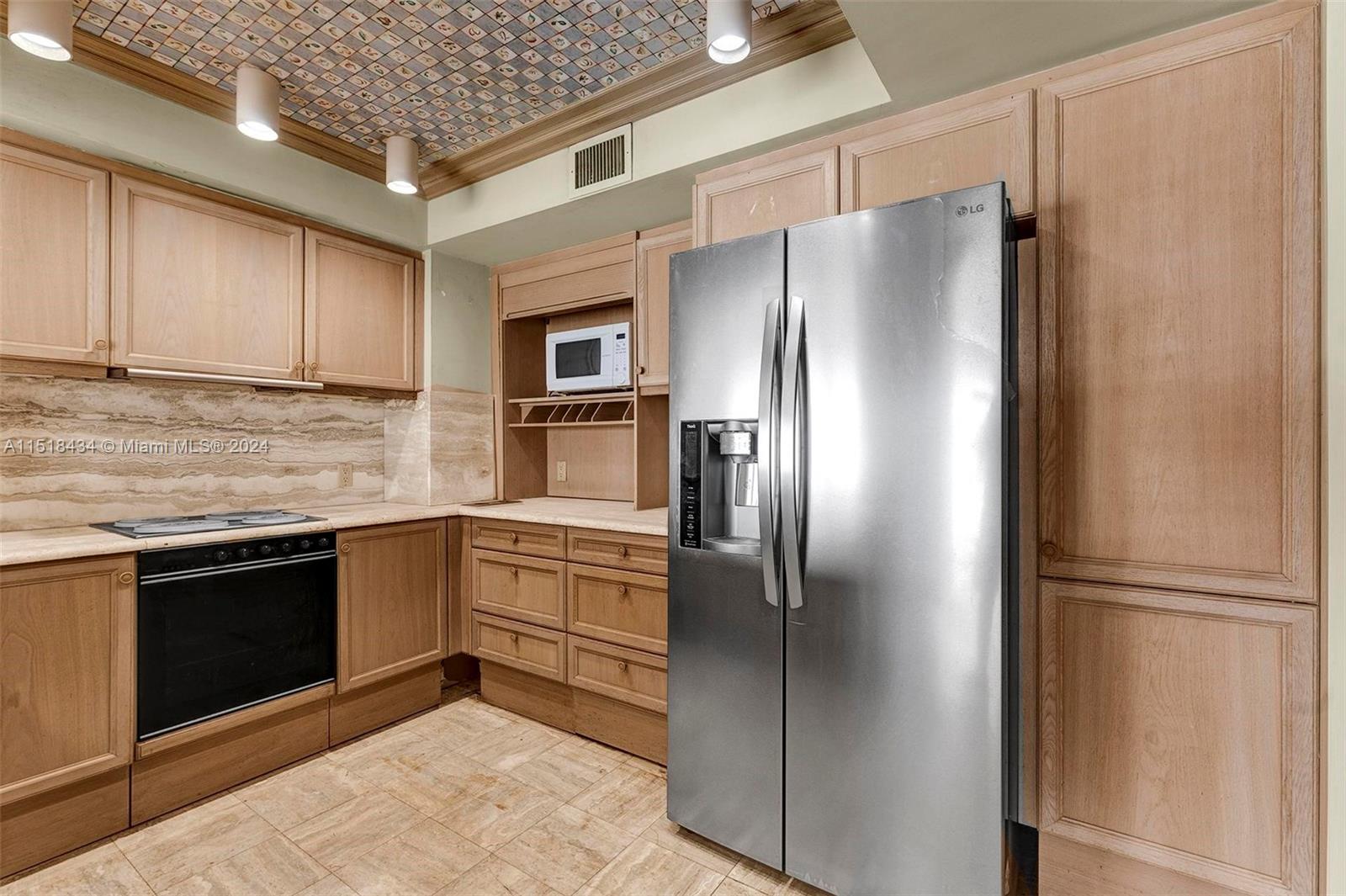 JOCKEY CLUB CONDO - Residential