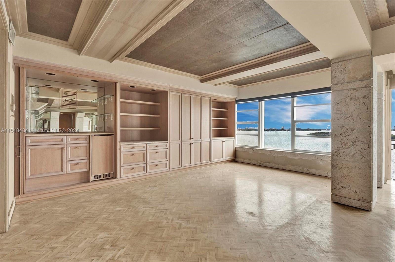 JOCKEY CLUB CONDO - Residential