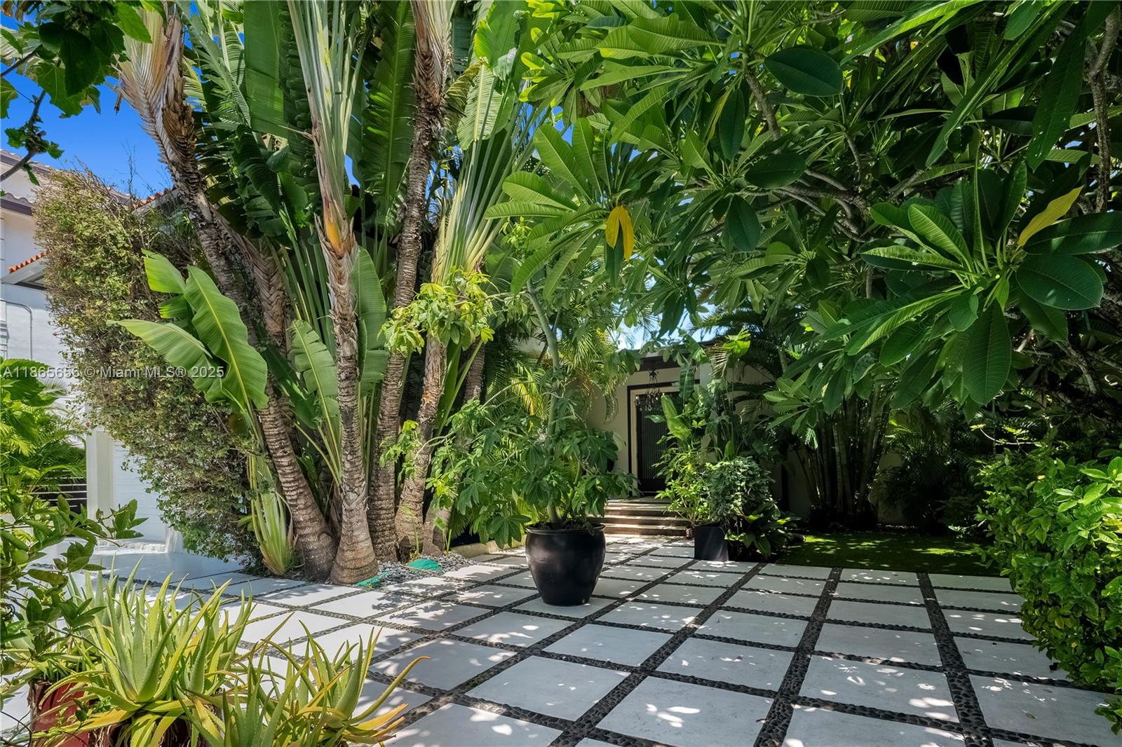 BISCAYNE ISL - Residential