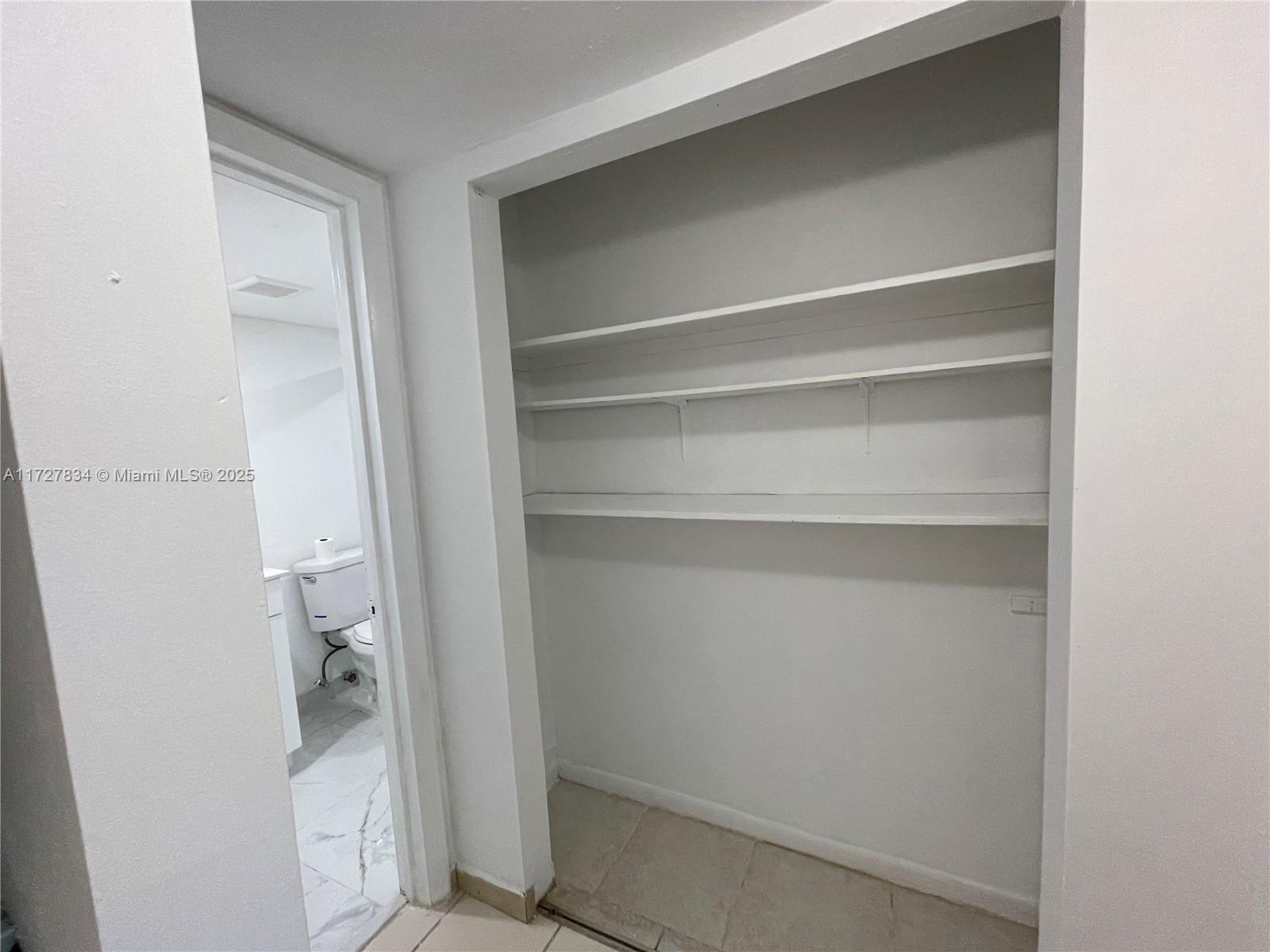 TEMPO CONDO PH I - Residential Lease
