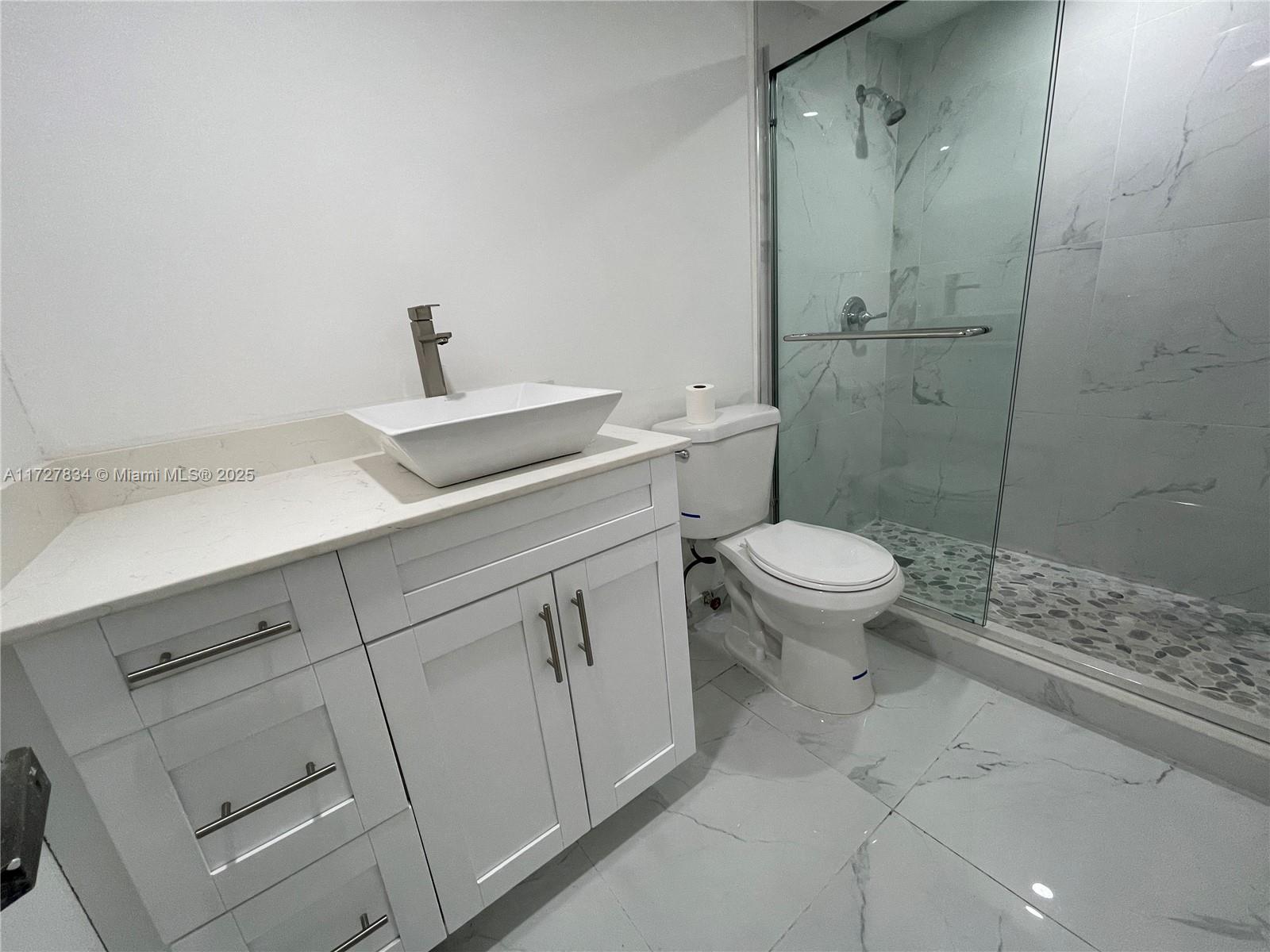 TEMPO CONDO PH I - Residential Lease