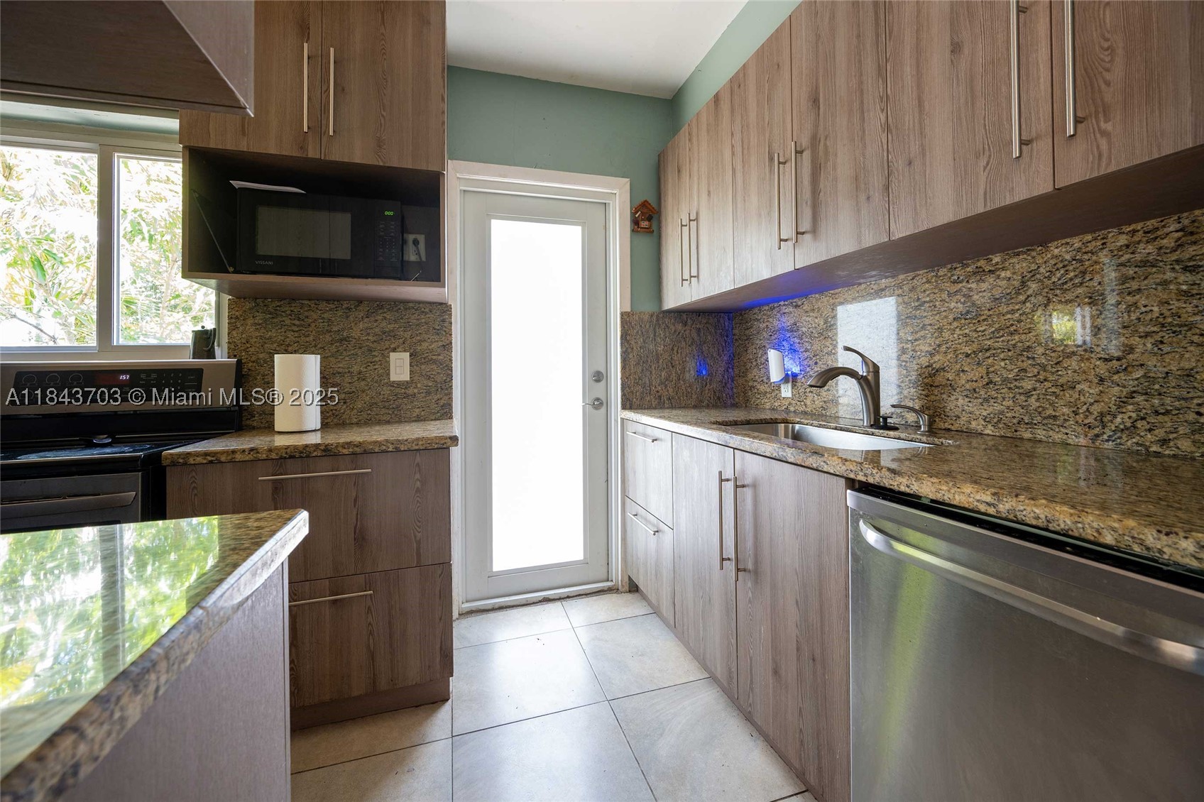 IRONS MANOR 2ND ADDN - Residential