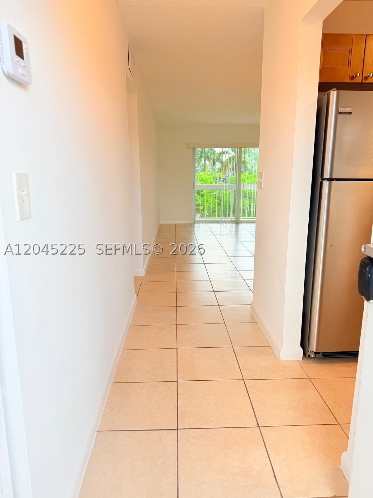 VILLAGE OF KINGS CREEK CO - Residential Lease