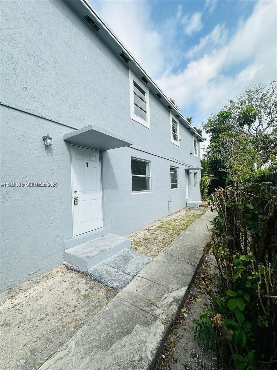 PLACIDO PLACE - Residential Income