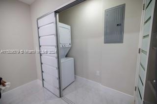 CORAL PARK ESTATES SEC 1 - Residential Lease