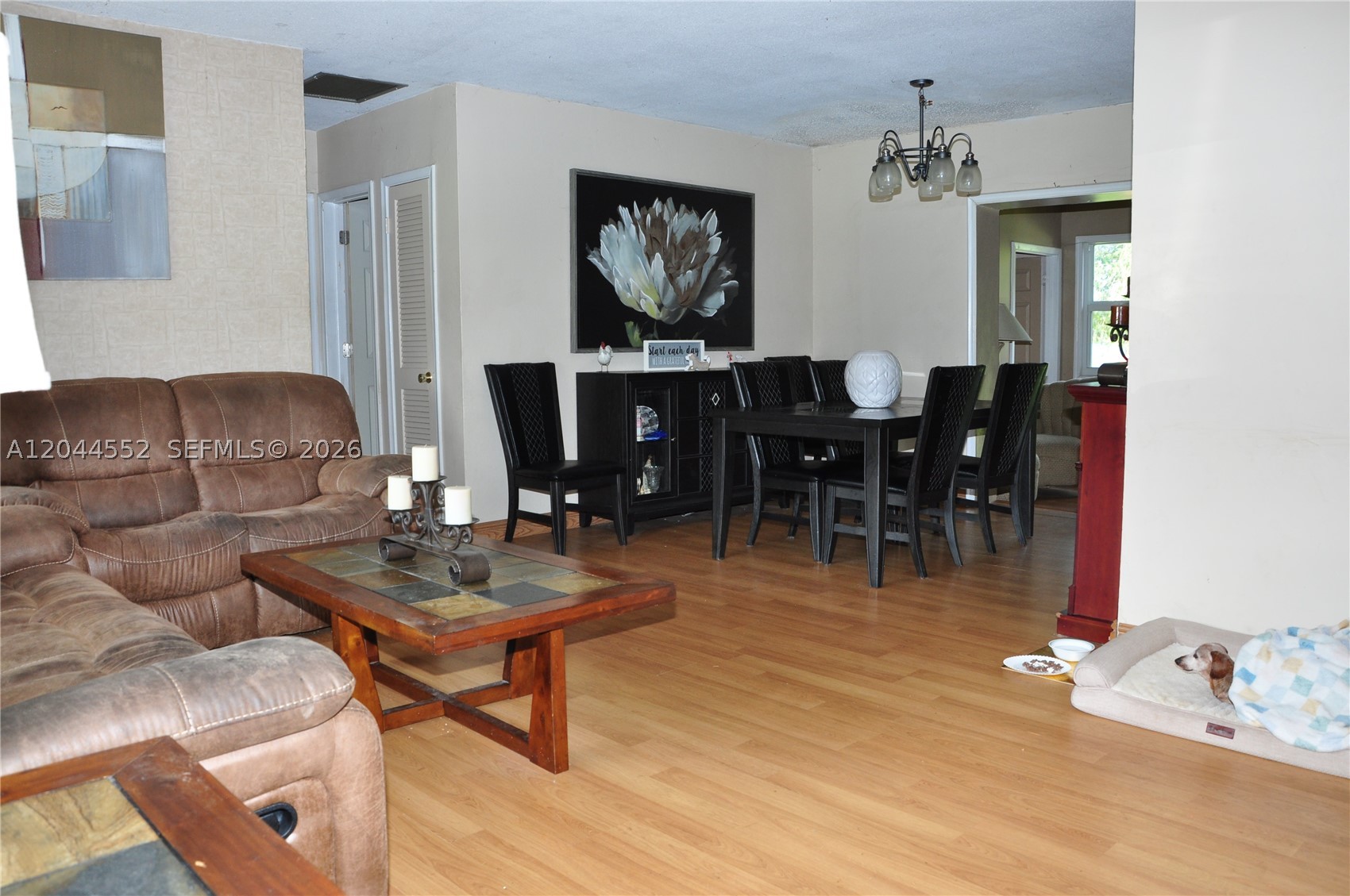 STIRLING LAKE - Residential