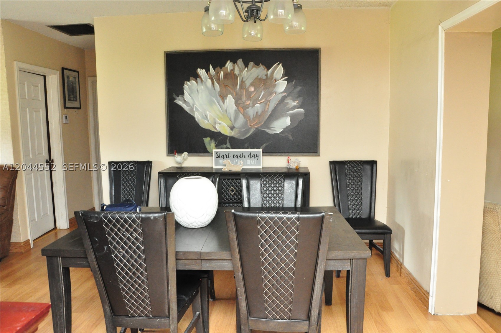 STIRLING LAKE - Residential