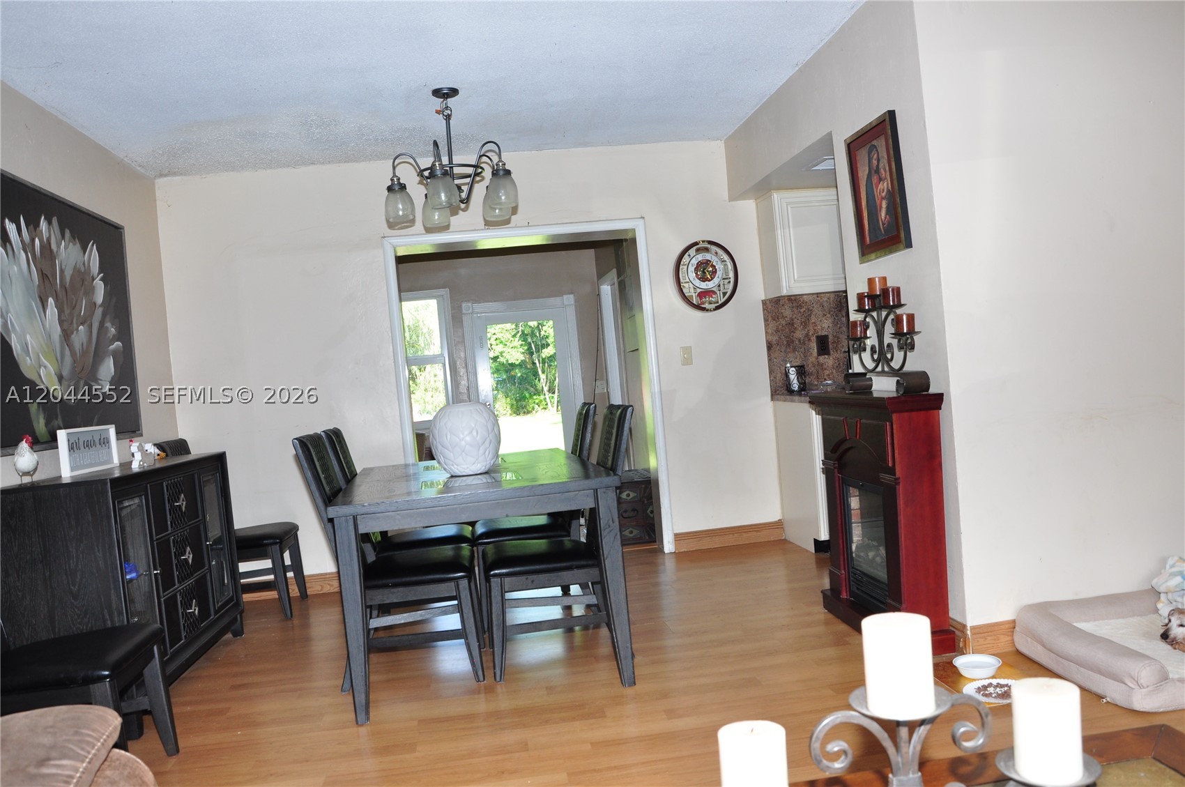 STIRLING LAKE - Residential