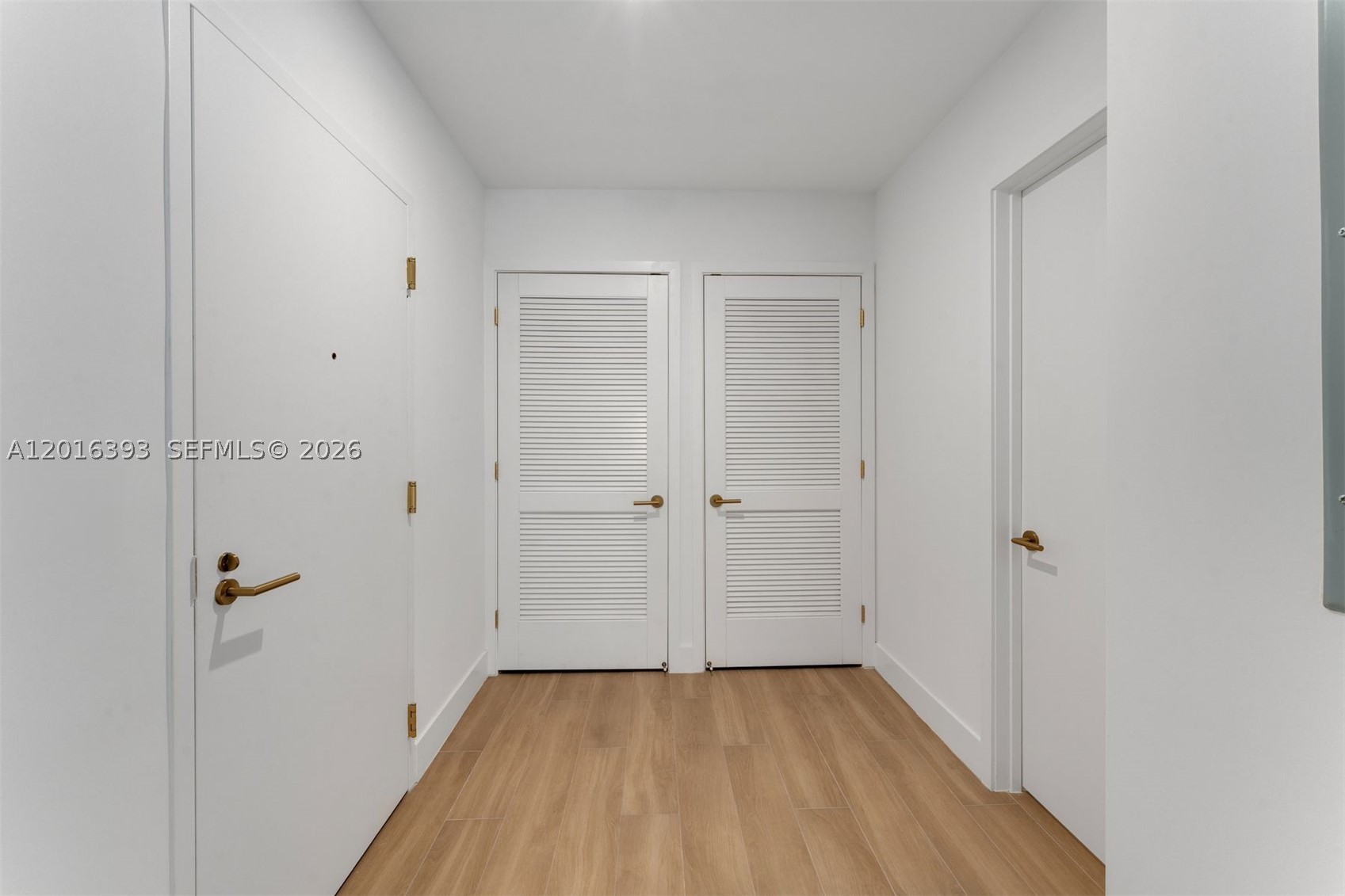 THE STANDARD RESIDENCES - Residential