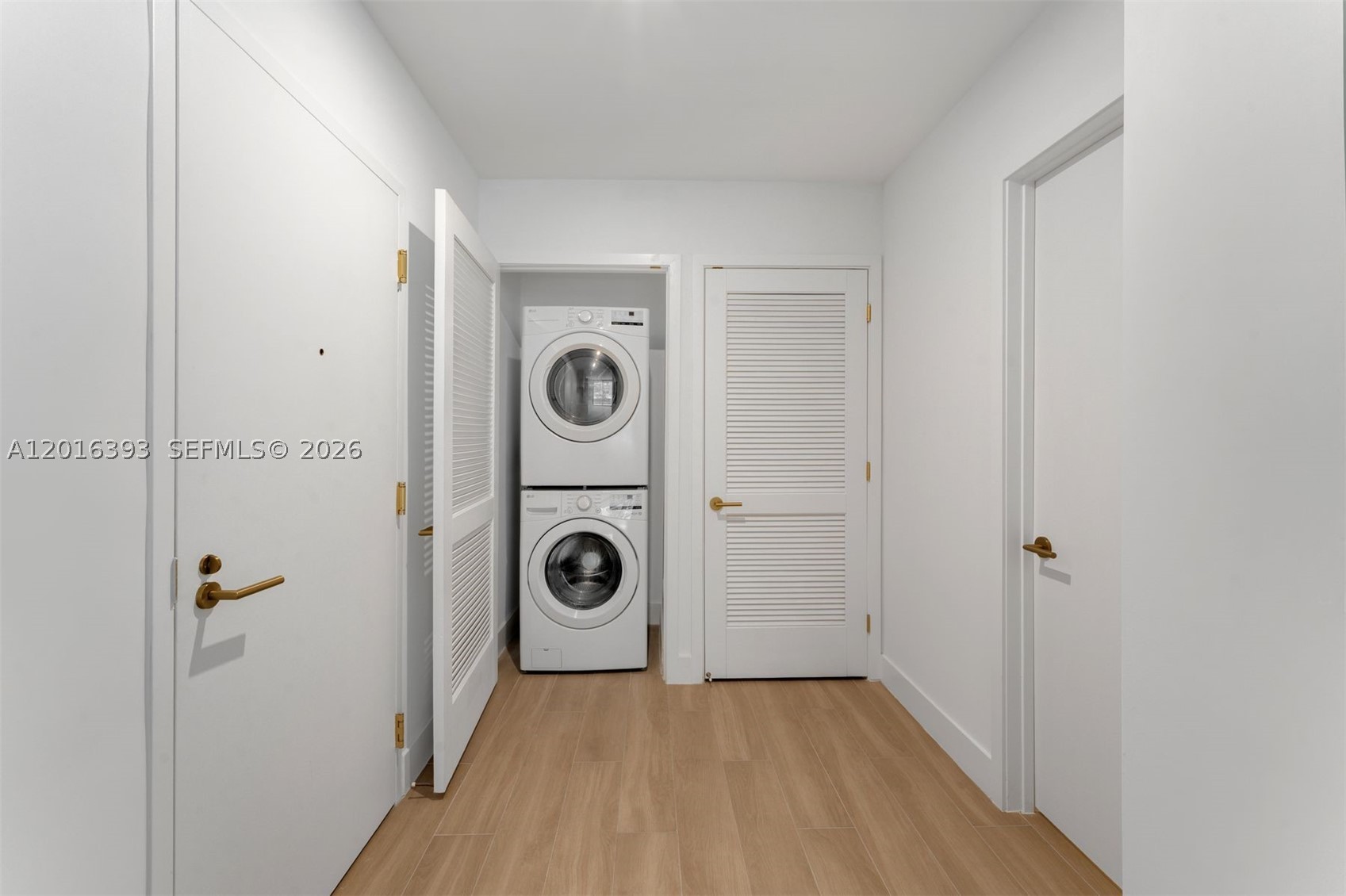THE STANDARD RESIDENCES - Residential