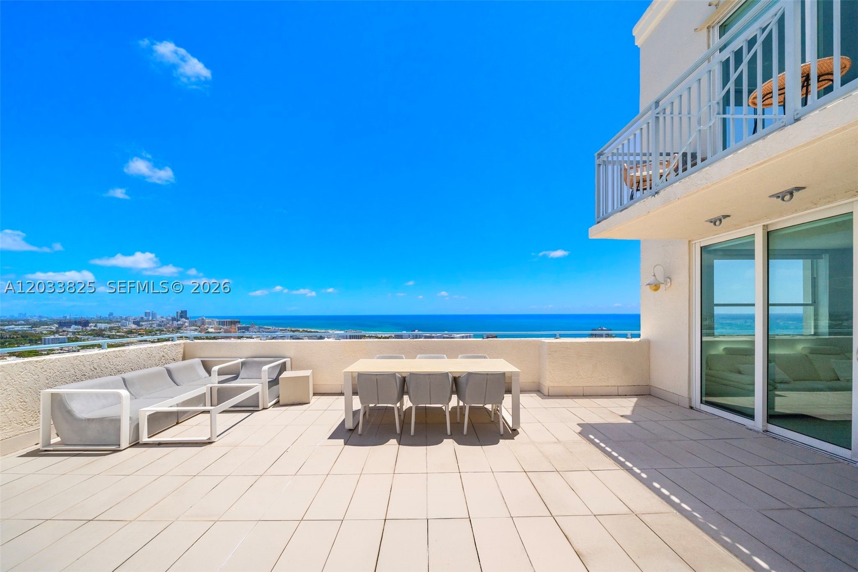 YACHT CLUB AT PORTOFINO C - Residential
