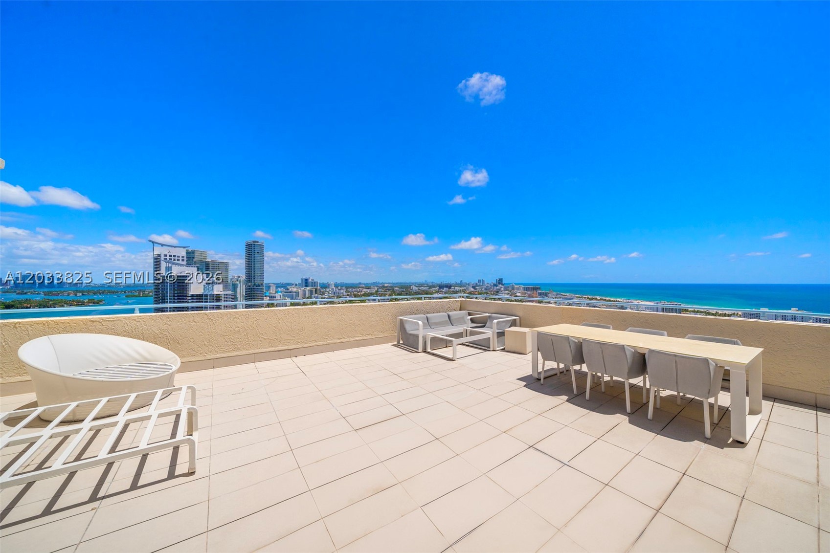 YACHT CLUB AT PORTOFINO C - Residential