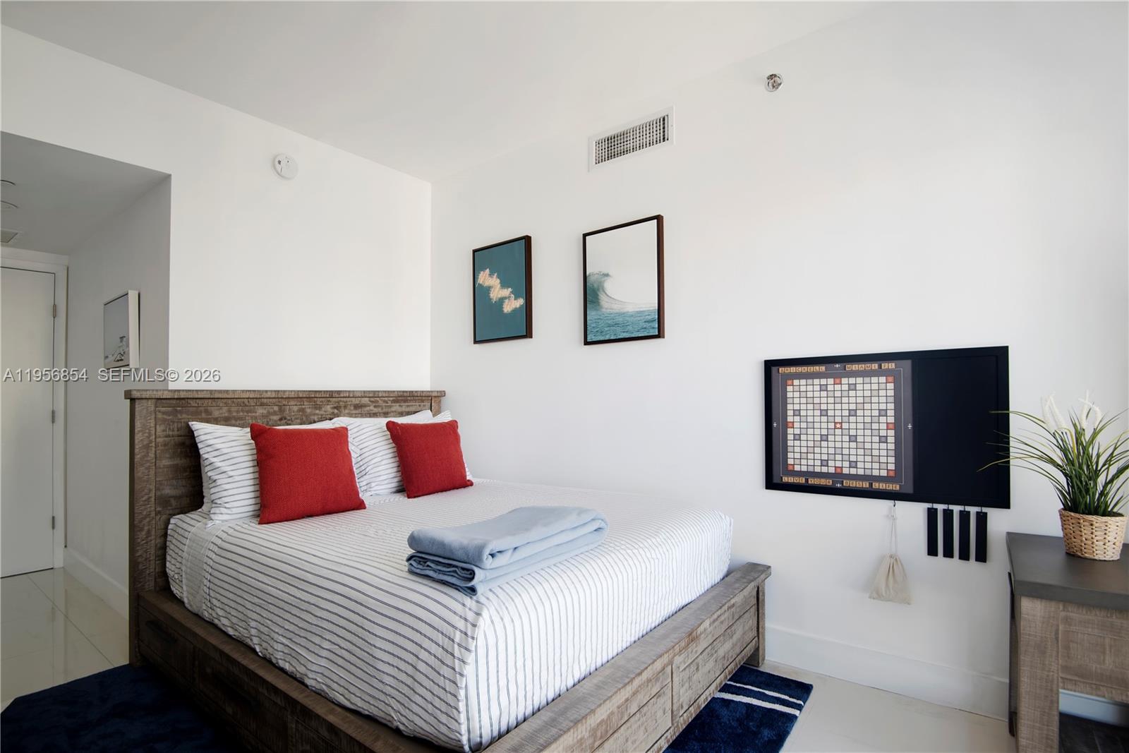 ICON BRICKELL CONDO NO 3 - Residential