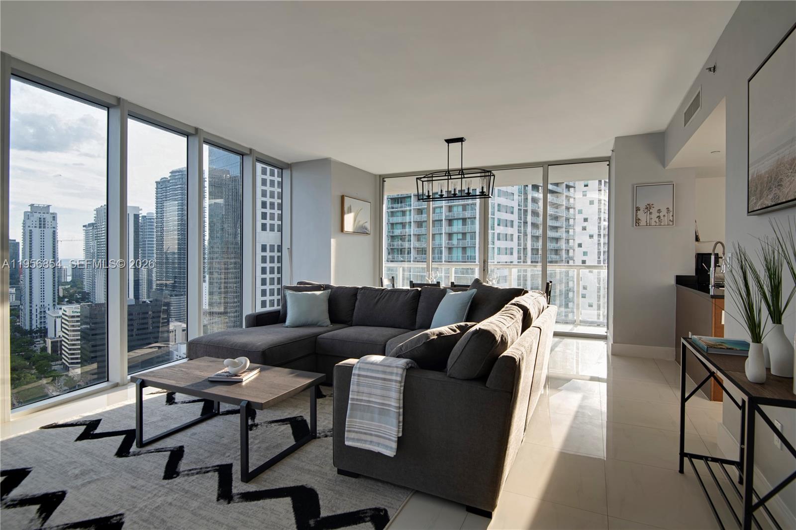 ICON BRICKELL CONDO NO 3 - Residential