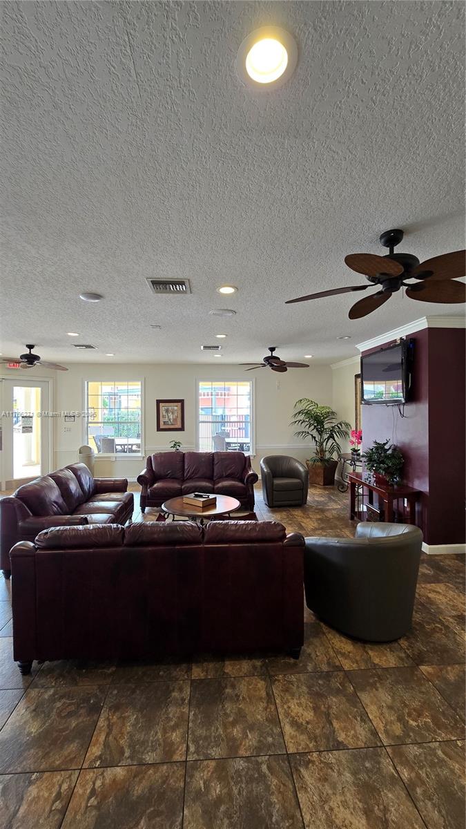 LAKE BERKLEY RESORT VILLAS - Residential