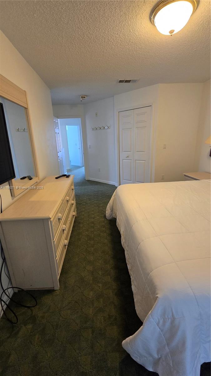 LAKE BERKLEY RESORT VILLAS - Residential