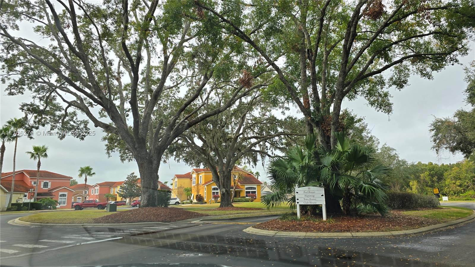 LAKE BERKLEY RESORT VILLAS - Residential