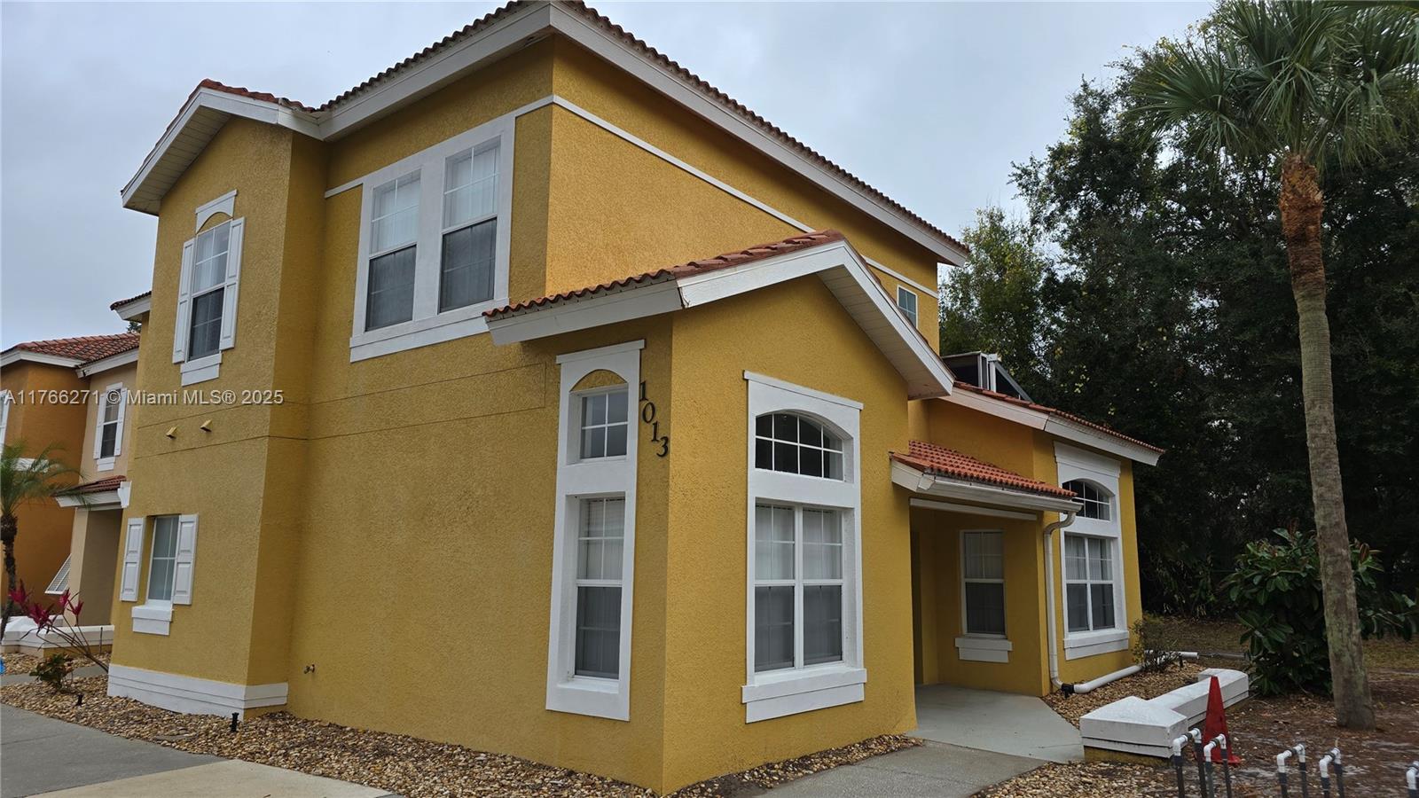 LAKE BERKLEY RESORT VILLAS - Residential