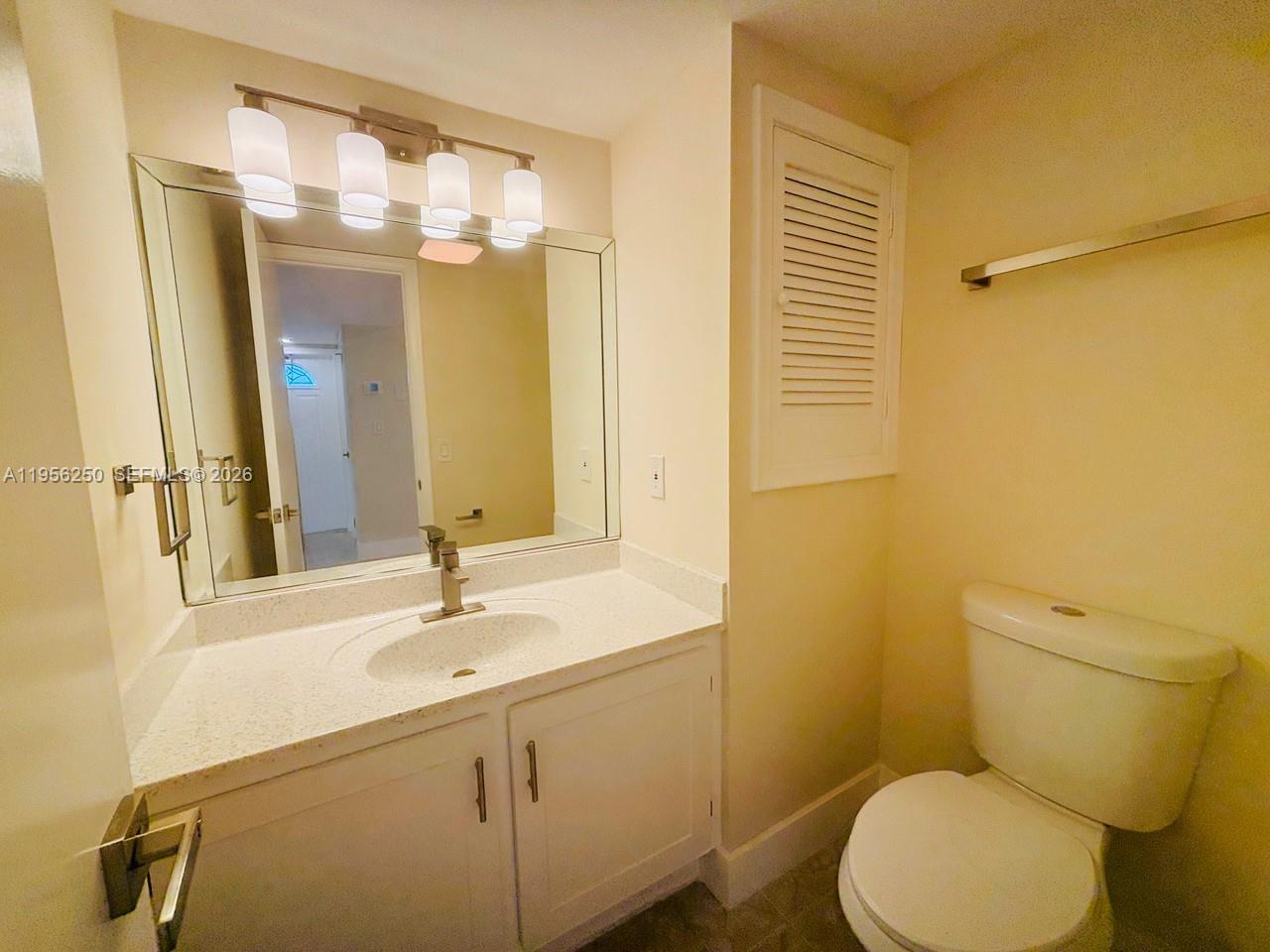 HOLLYBROOK GOLF - Residential