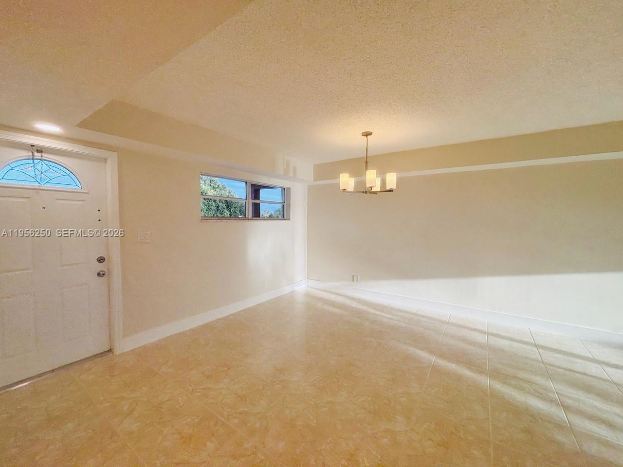 HOLLYBROOK GOLF - Residential