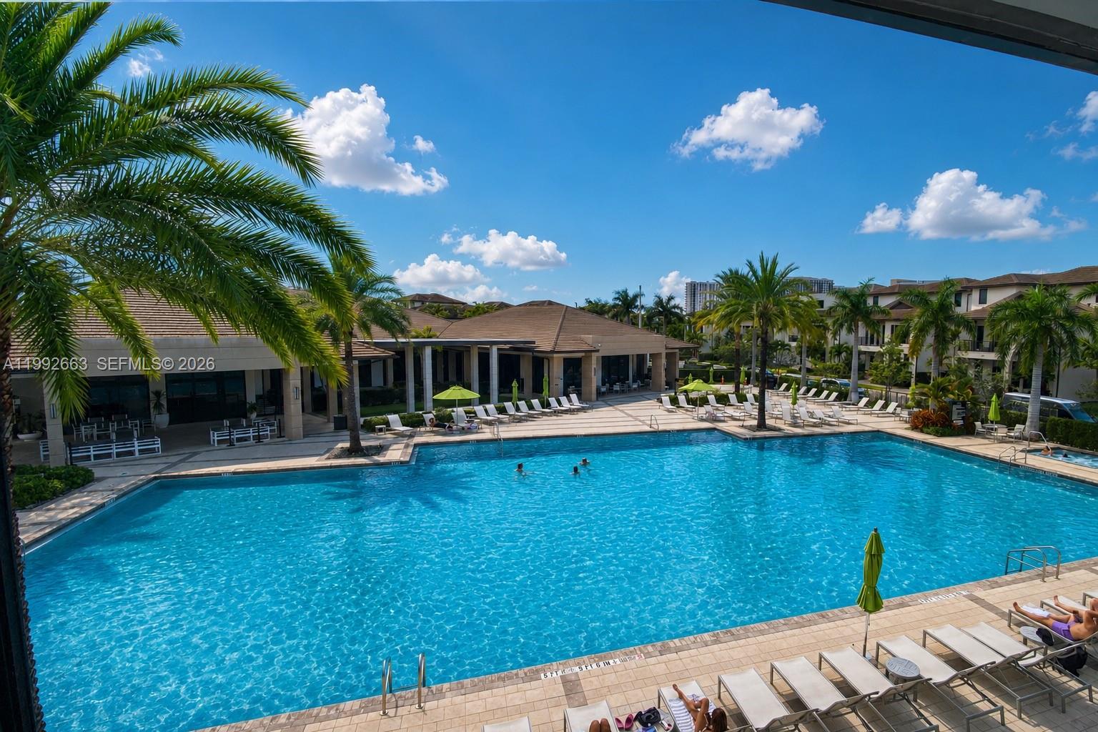 CANARIAS EAST - Residential