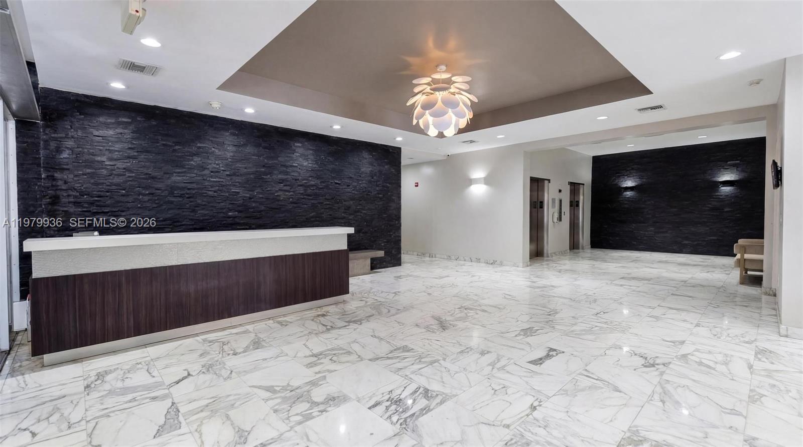 FOUR WINDS CONDO - Residential