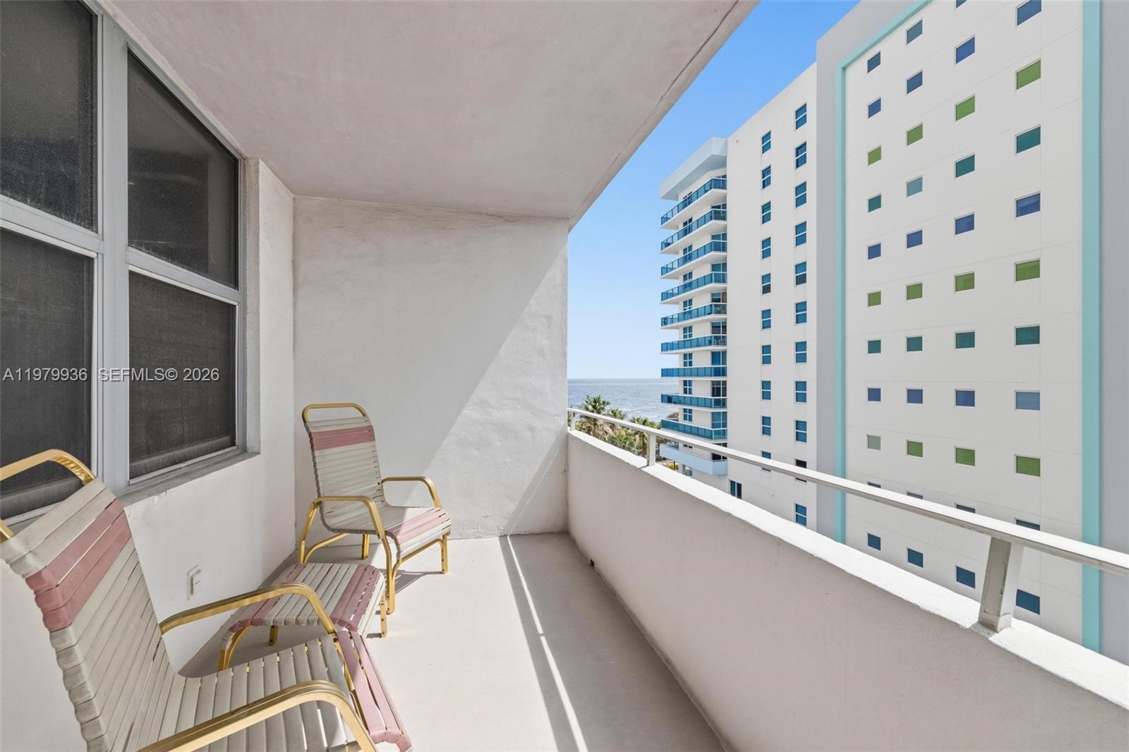 FOUR WINDS CONDO - Residential
