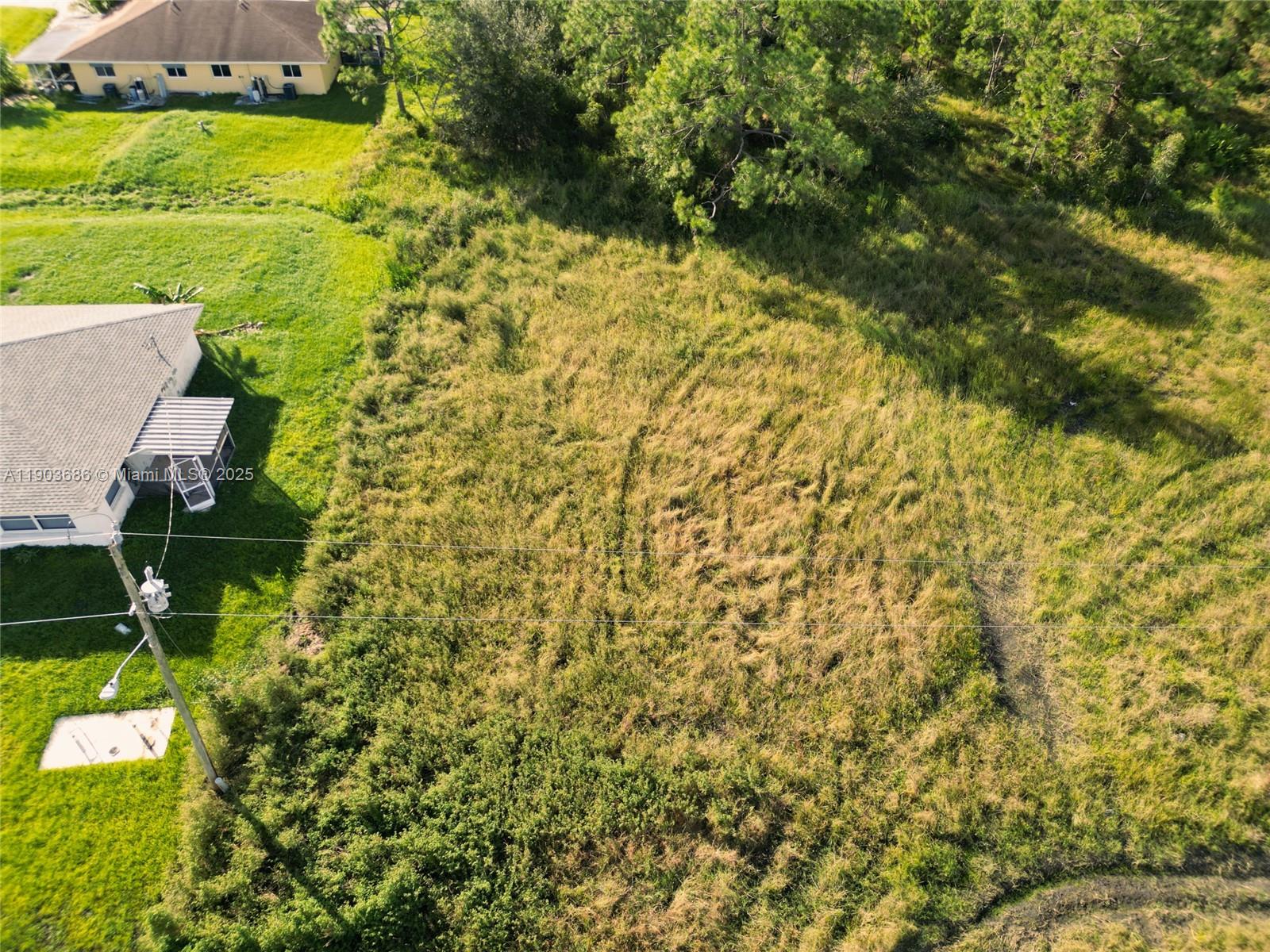 LEHIGH ACRES - Land