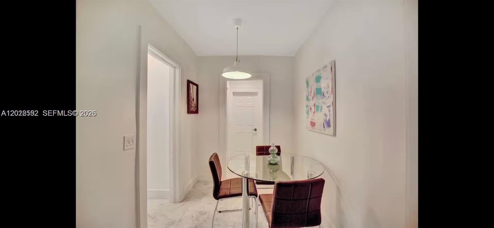 SHADOWLAWN - Residential Lease