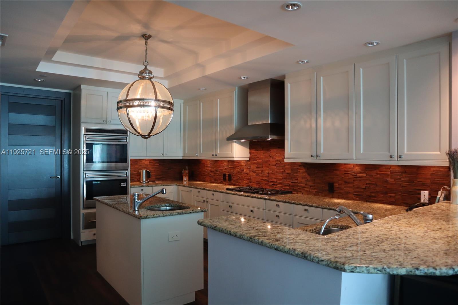 10295 COLLINS AVE RESDNTA - Residential