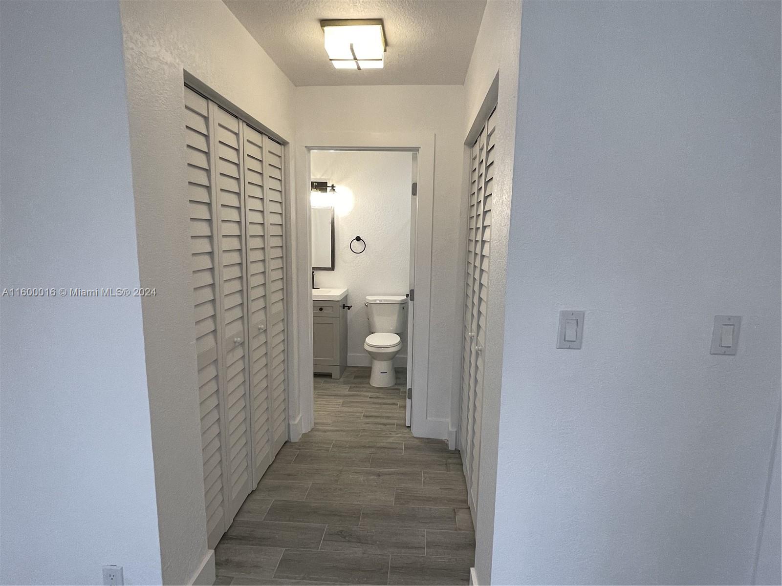 NORTH LAUDERDALE VILLAGE - Residential