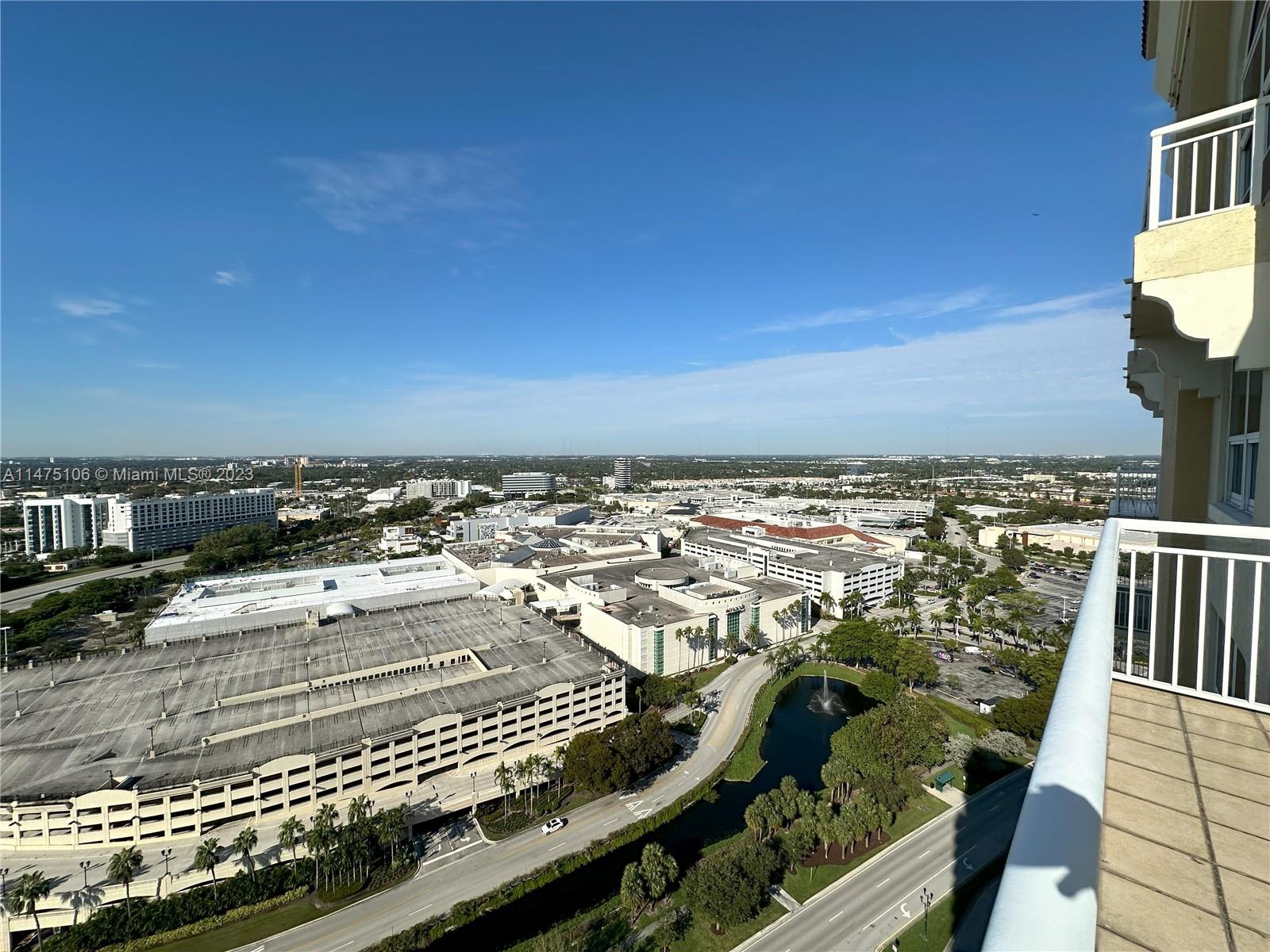 TURNBERRY ON THE GREEN CO - Residential Lease